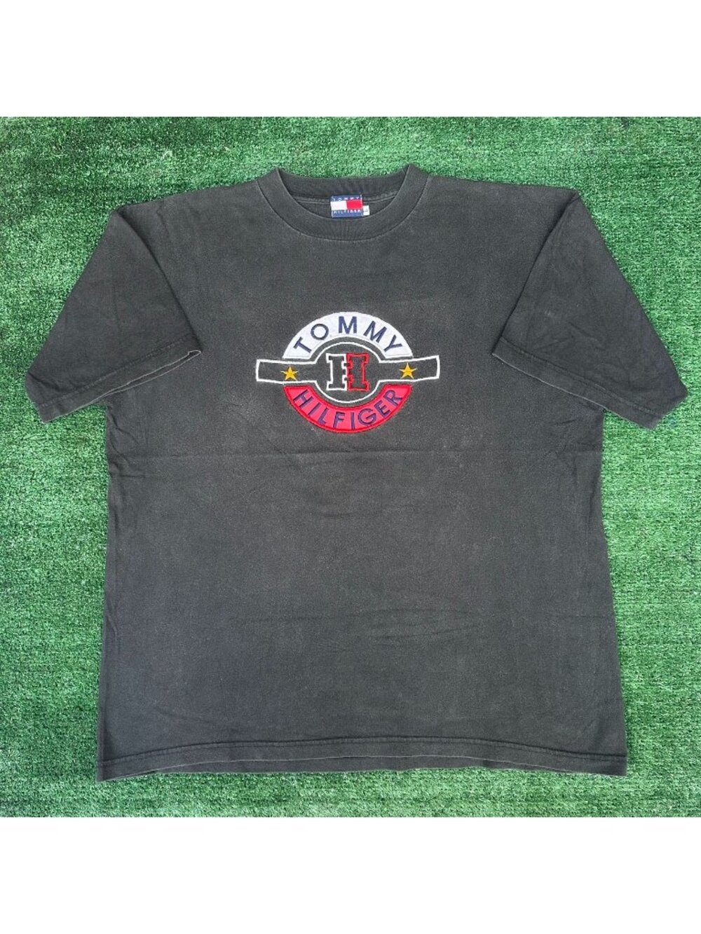 Vintage 90s Tommy Hilfiger Embroidered T-Shirt Black L Faded Hip Hop Streetwear